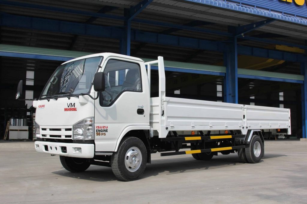 Kính chắn gió xe tải  Isuzu  2.8 tấnn